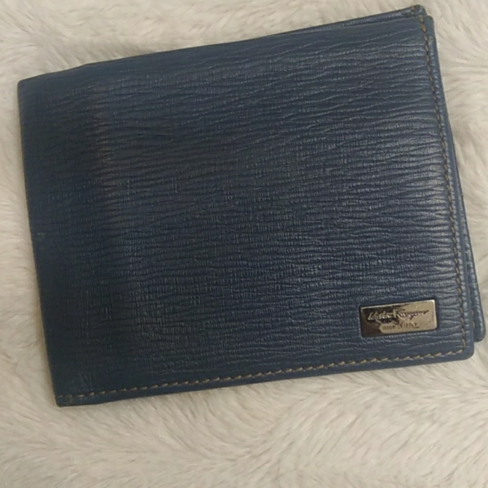 Salvatore Ferragamo mens wallet